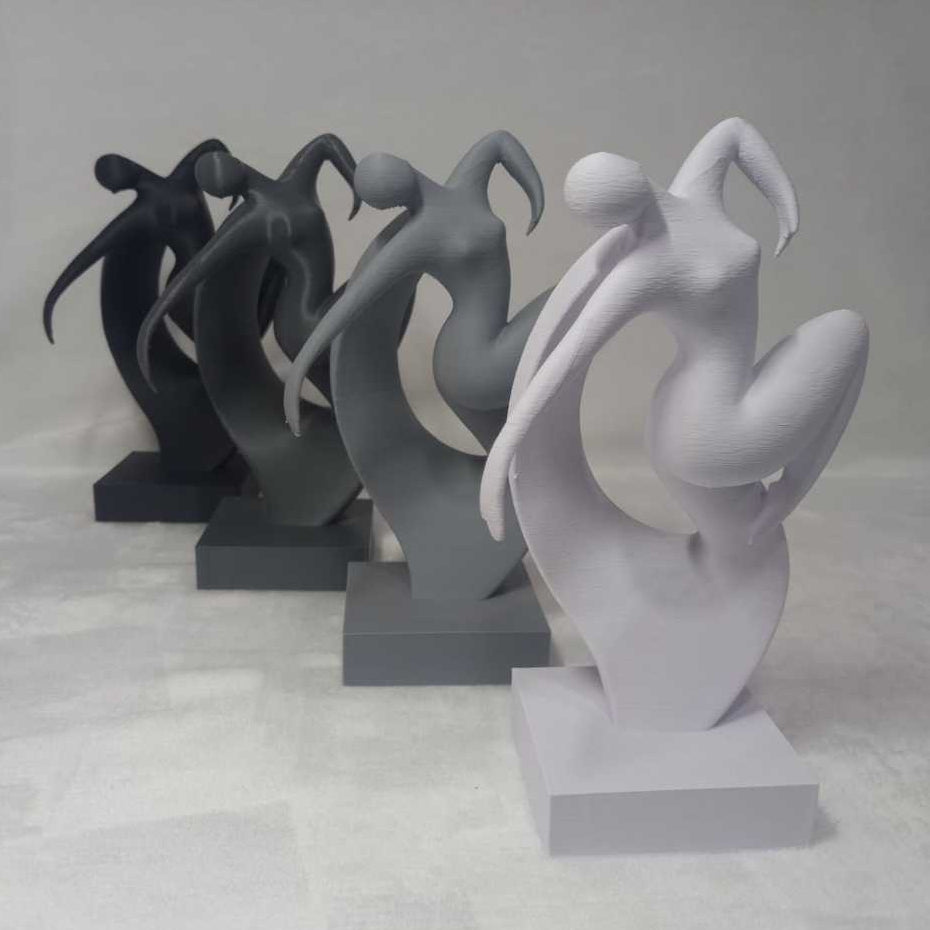 Escultura Movimento Liora Zahara® – Leveza e Expressão